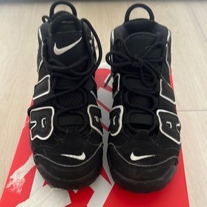 Nike uptempo